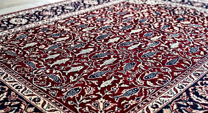 طرح ماهی درهم فرش تبریز - نقش ماهیهای کوچک در فرش دستباف